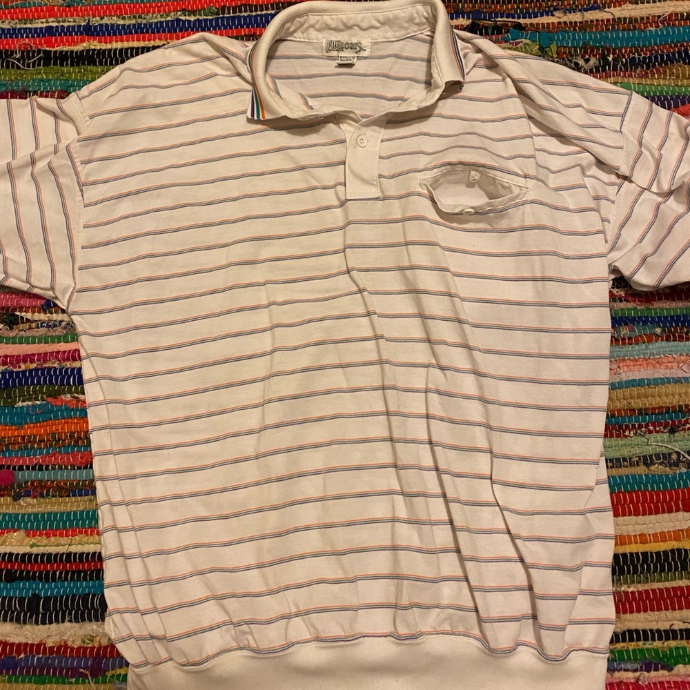 Hi there! I am selling vintage and hippie clothes for autism awareness!